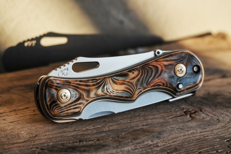 custom folding knives are special